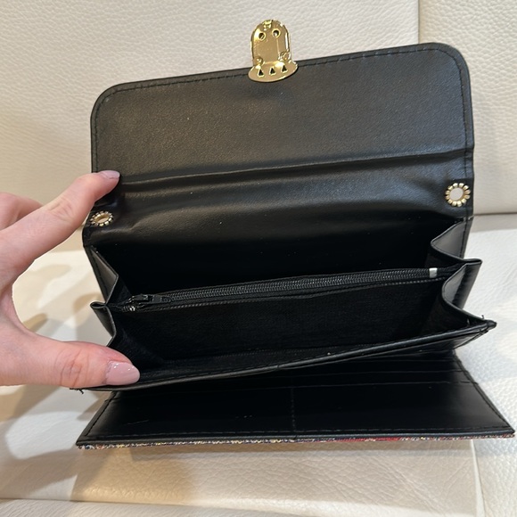 Brand New Wallet on the Chain from Turkey 🇹🇷 - Picture 7 of 8